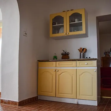 Гостевой дом Leveleki Vendeghaz - Egeres Tanya 4*