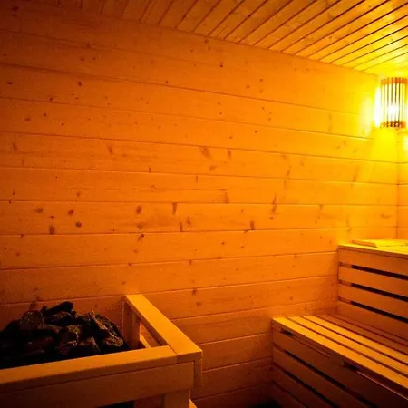 Leveleki Vendeghaz - Egeres Tanya 4*